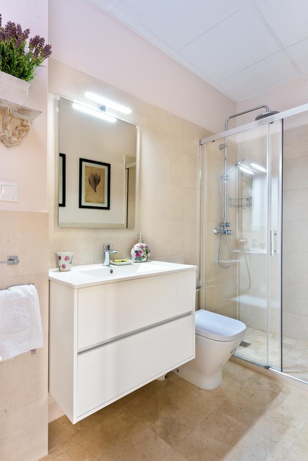 Genteel Home San Isidoro เซบีญา ภายนอก รูปภาพ